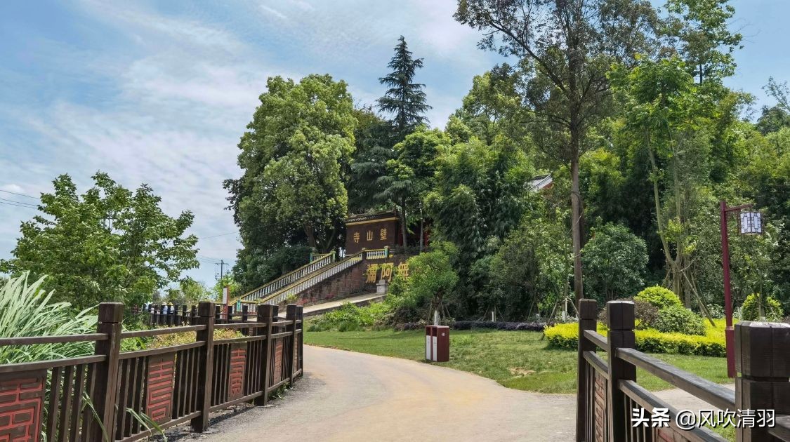 四川旅游第一山,四川三个半小时车程的旅游景区