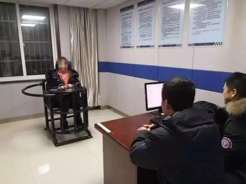 合肥警方凌晨突查娱乐会所,出动4000警力抓捕现场