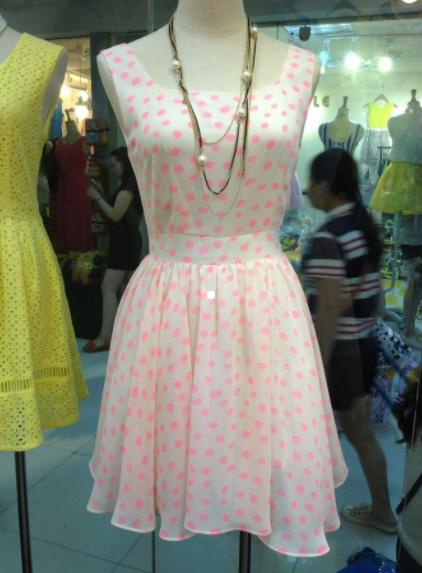 广州衣服批发市场清仓,吐血整理的店铺合集