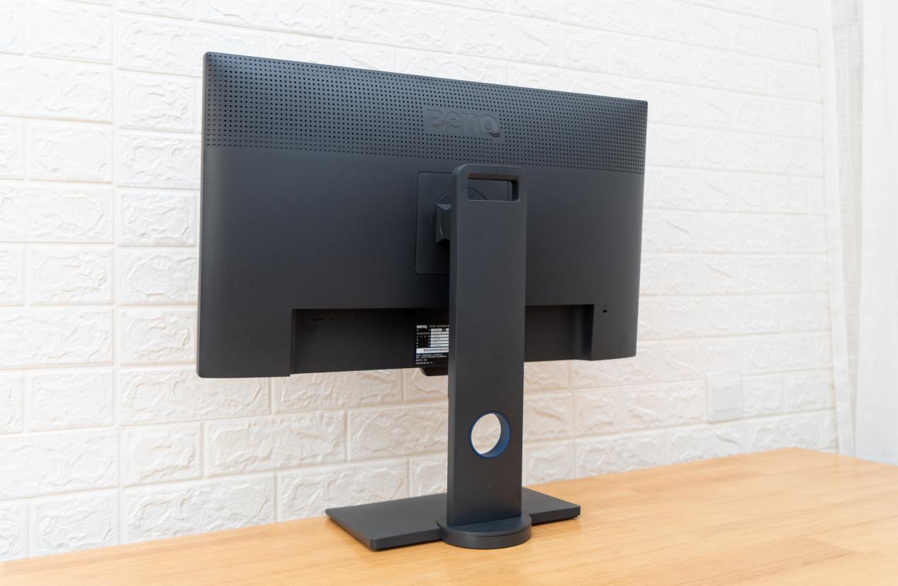 笔记本外接2k240hz显示器用什么线,2.5k的笔记本接2k显示器