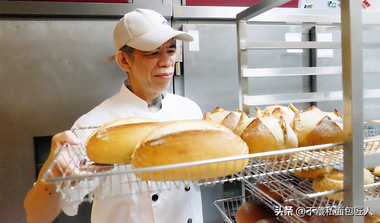 烤箱边上无岁月，六十五岁面包师的一年