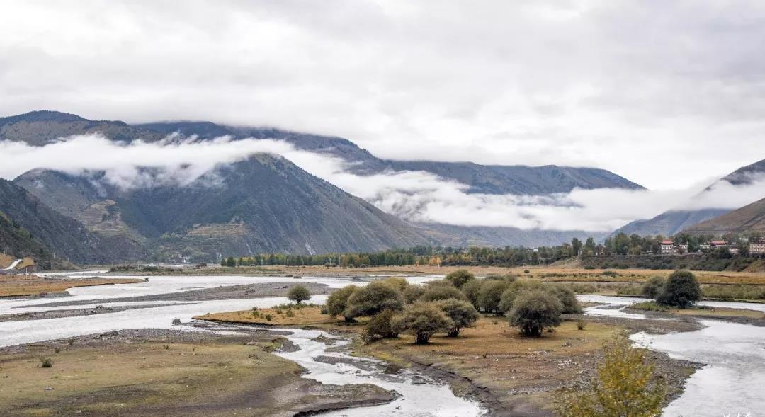 国庆旅游稻城亚丁自驾游最佳路线,国庆川西稻城亚丁风景区一日游