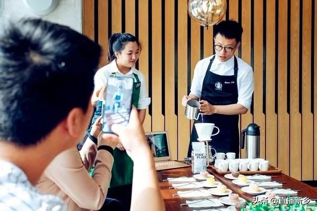 「出彩新乡」星巴克新乡全城热募，11月21日即刻启程