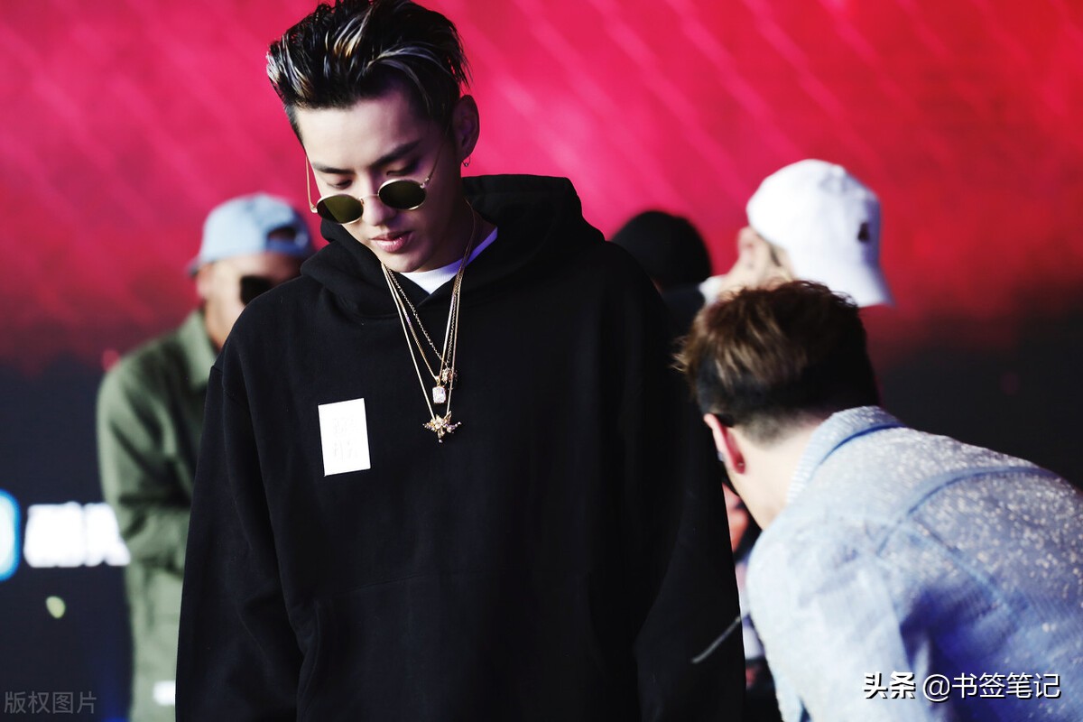 对于吴亦凡事件媒体的看法,吴亦凡事件暴露出的饭圈文化