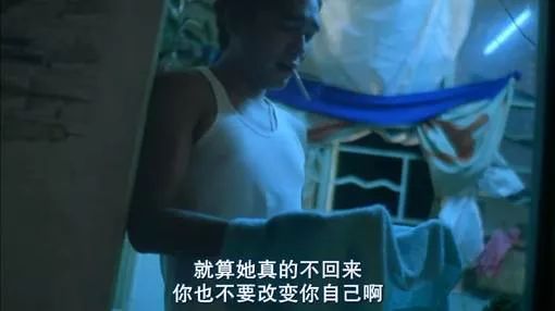 尽管少儿不宜，但电影中的抽烟镜头，竟如此迷人