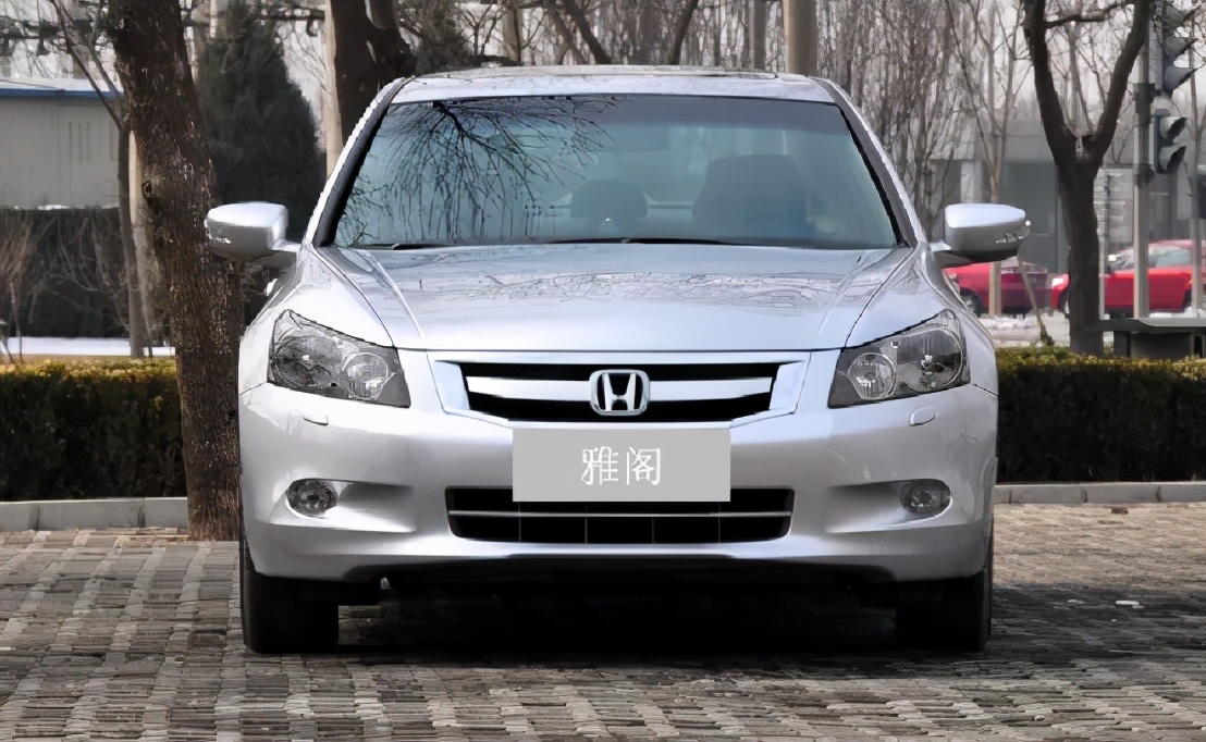 你觉得哪一代雅阁最好看,本田雅阁2.4最后一代