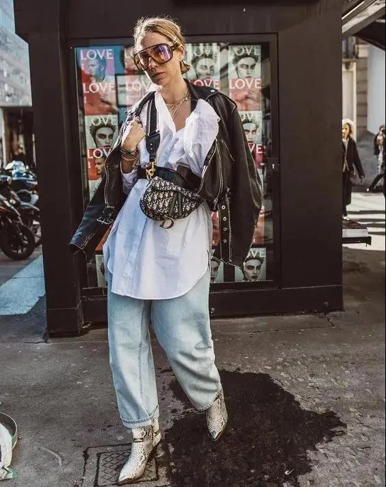 最经典的lv包包款式推荐,lv最经典的包包多少钱一套