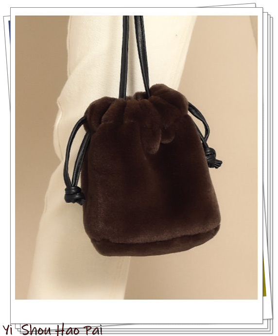 今年最流行的单肩包既时髦又好看,流行包斜挎包哪个好看点