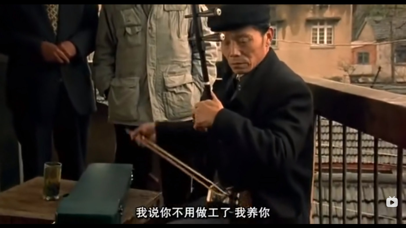 成龙的父亲为什么隐姓埋名,成龙父亲真实历史