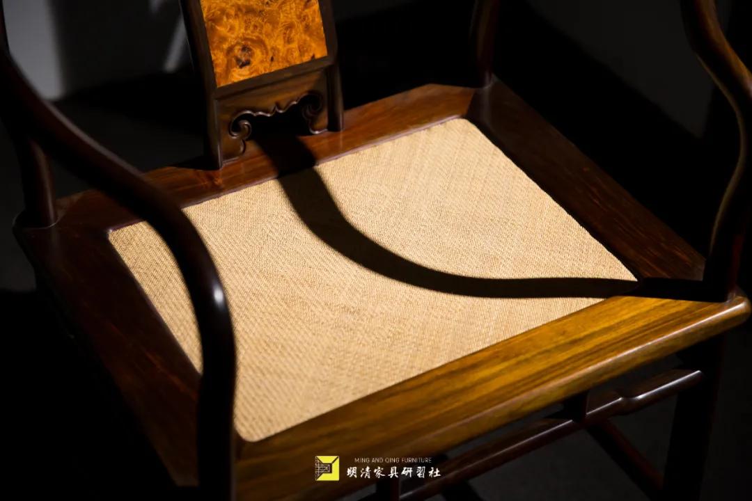 余尝净一室，置一圈椅|影木坊