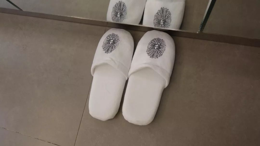 娇兰帝皇蜂姿密集修护面霜,娇兰密集修复