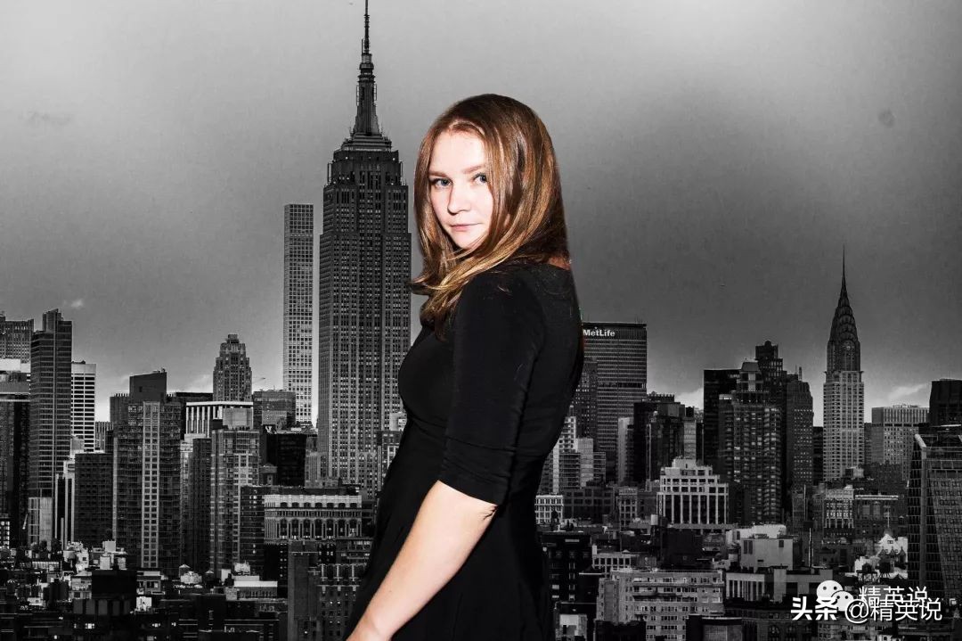 把纽约上流圈骗得团团转，轰动全球的90后假名媛获释…