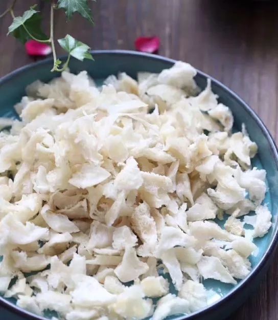 燕盏燕条燕角碎燕哪个营养好些 (燕角燕条和燕盏的区别)