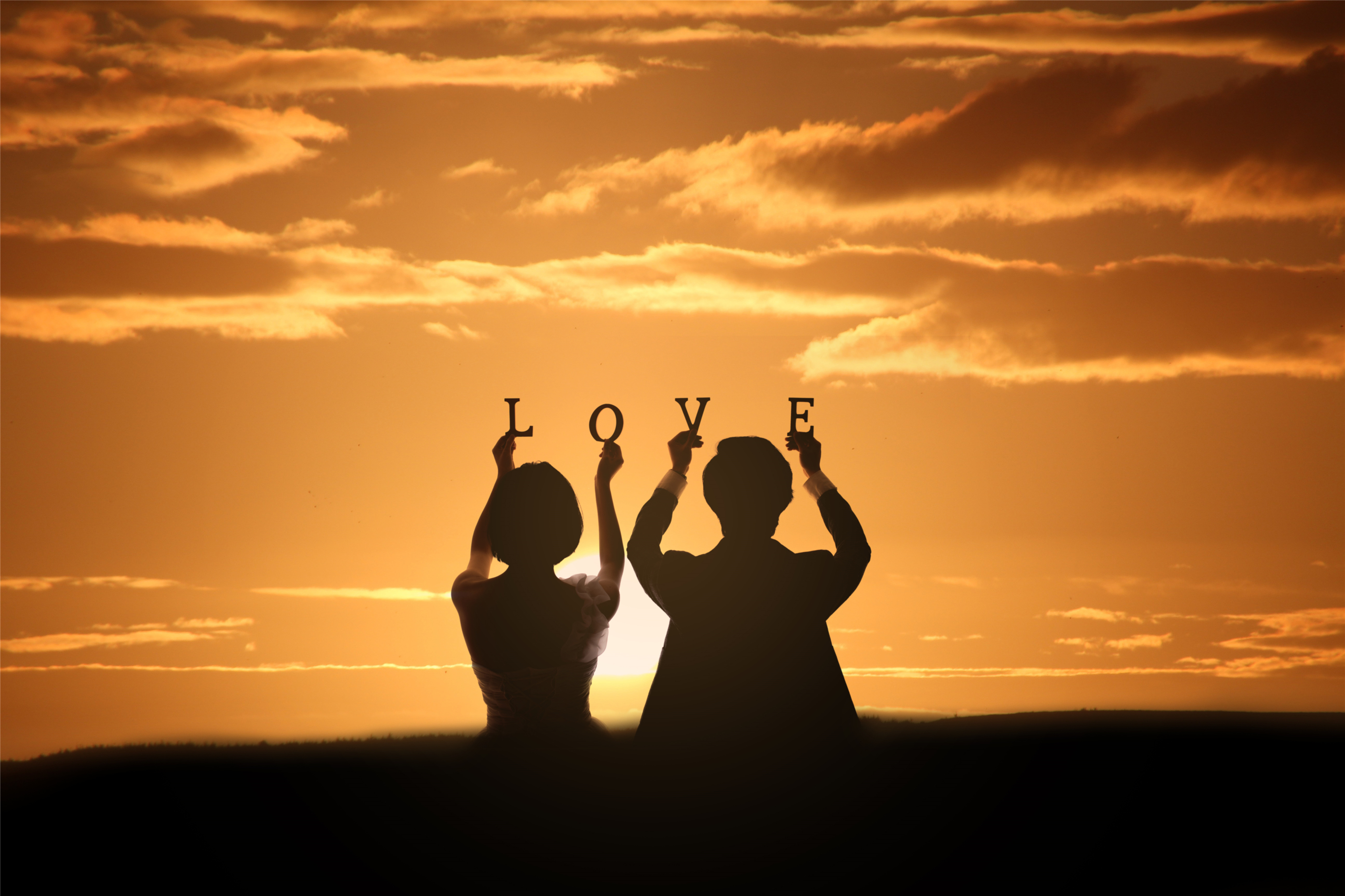 所谓的三观不合是什么表现,夫妻三观不合有什么样的表现