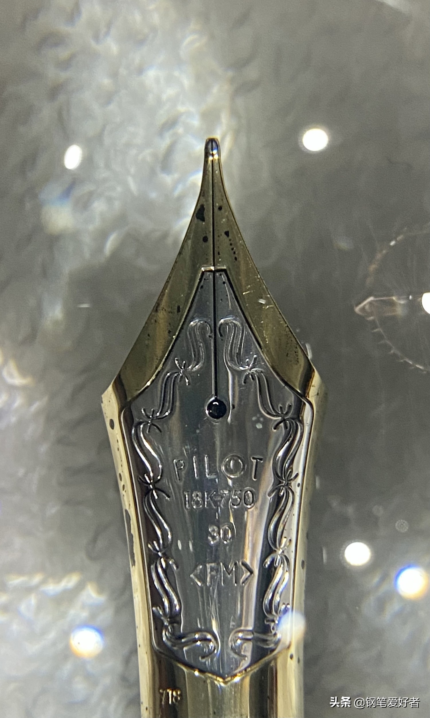 百乐新款按动钢笔,百乐钢笔custom透明