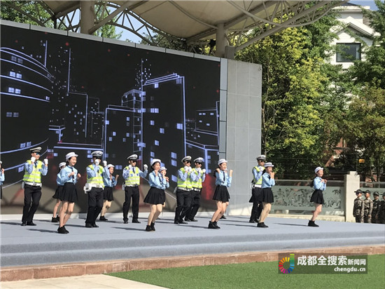 迷路了找警察叔叔帮忙怎么说,迷路怎么办安全教育课