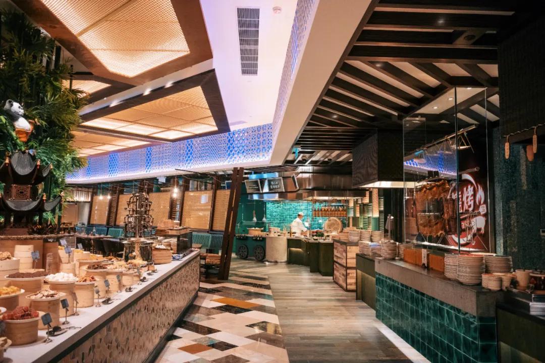 200块钱住北京,200块住酒店吃大餐