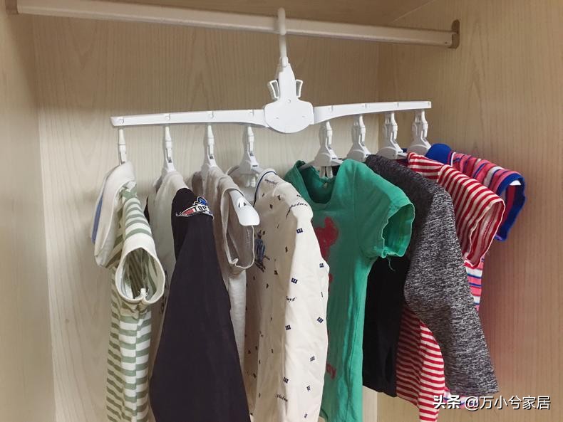 衣柜收纳衣架架子,家里衣架乱糟糟没地收纳