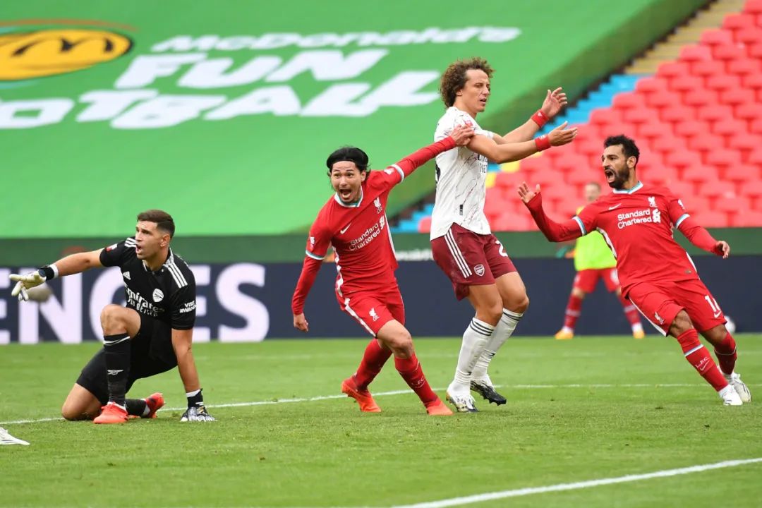 阿森纳队史第七次夺酋长杯冠军,阿森纳2-1莱斯特城夺冠视频