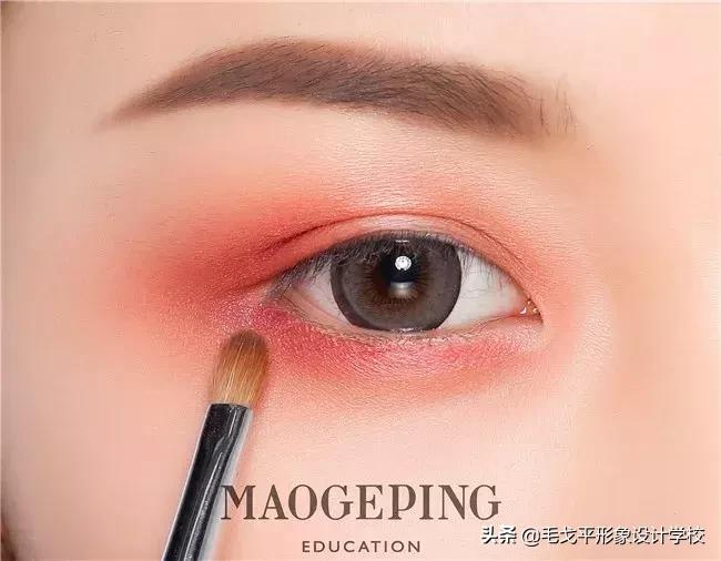 让眼睛有神发亮要补充什么维生素,让眼睛明亮有神的方法