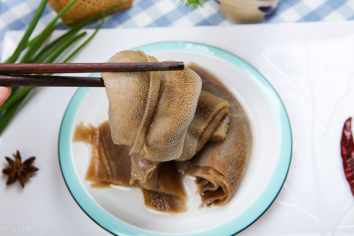 毛肚怎么处理吃起来才脆嫩,毛肚口感不脆是坏了吗