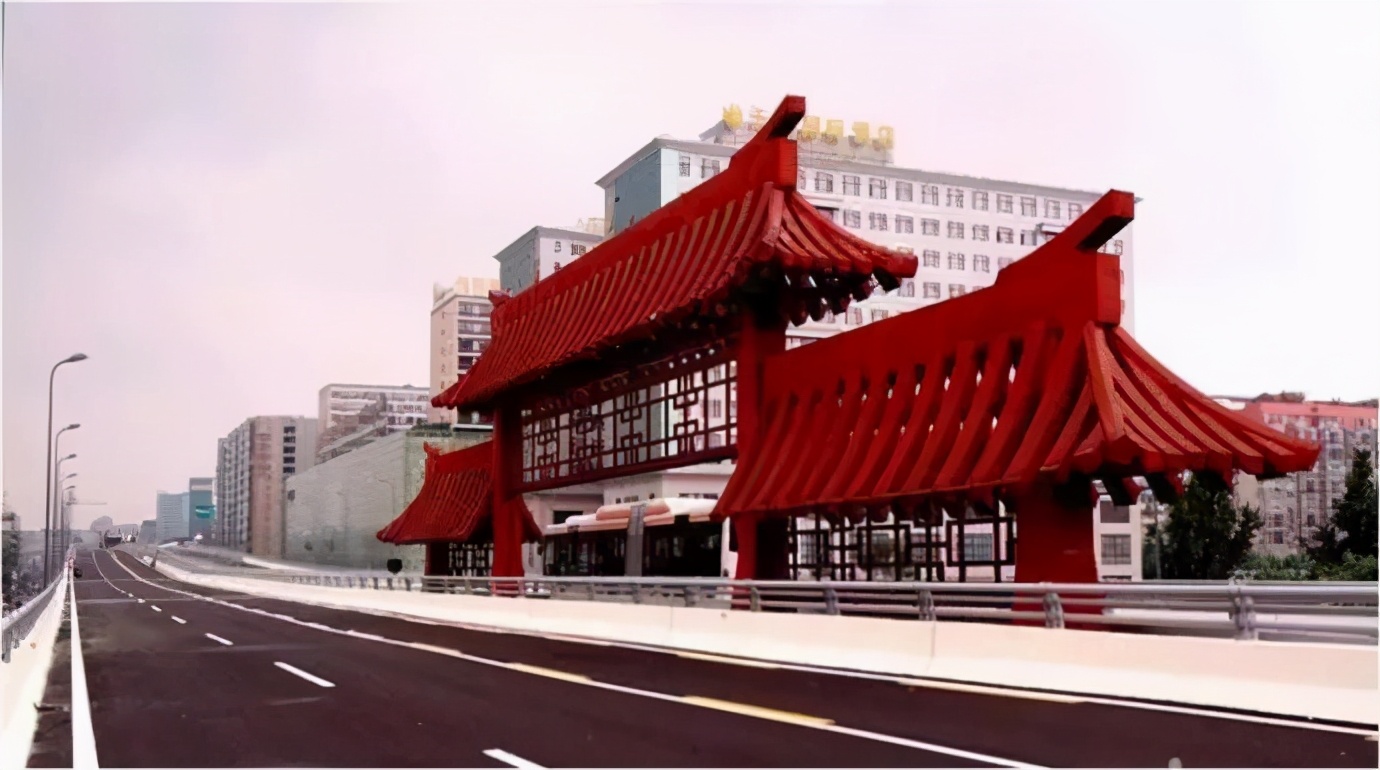 成都市红牌楼,红牌楼藏族房子