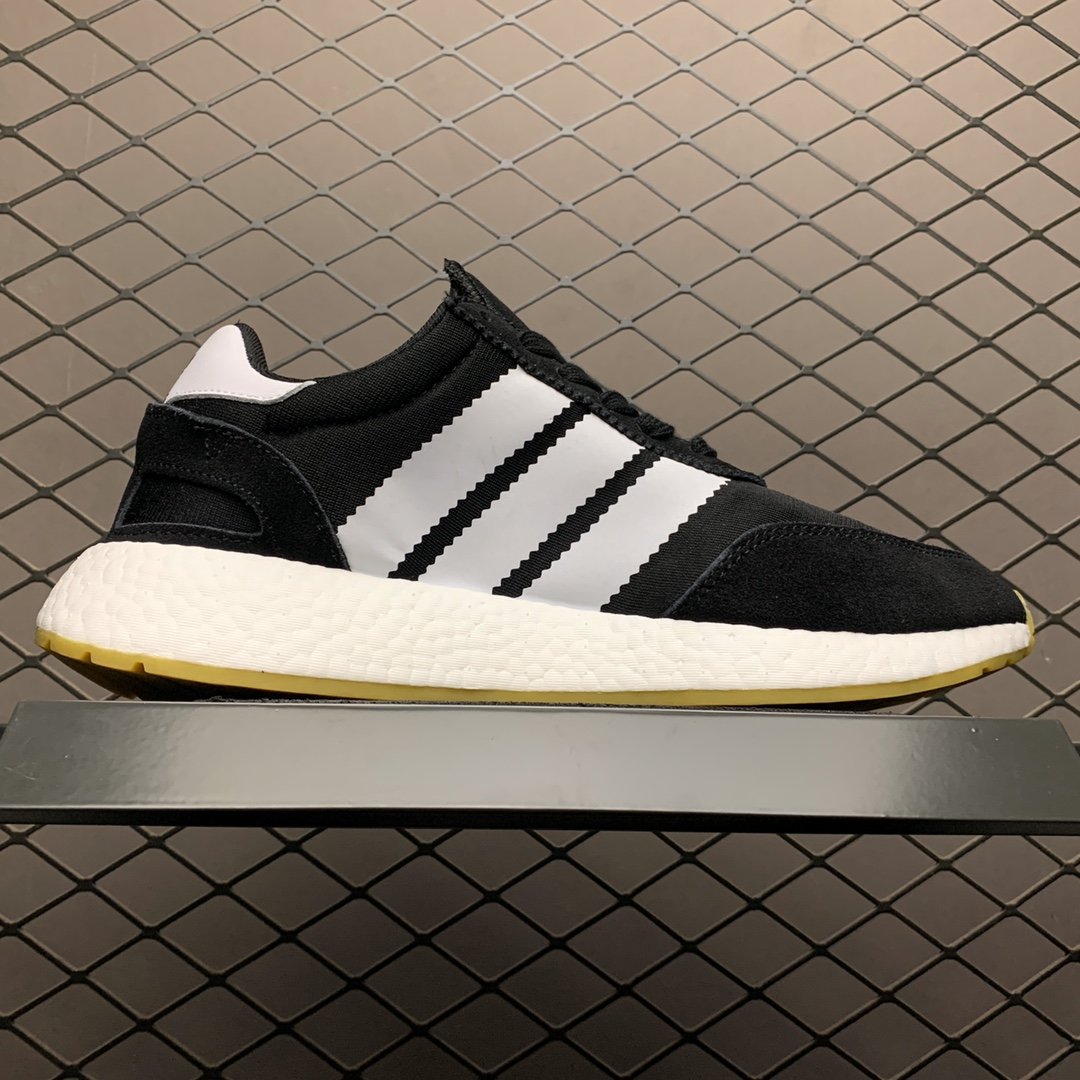 adidasinikirunnerboost黑白,adidasoriginalsnitejogger黑红蓝银