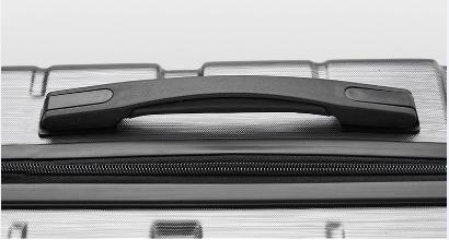 逃不过的*力暴**托运，必须祭出这款摔不伤的行李箱