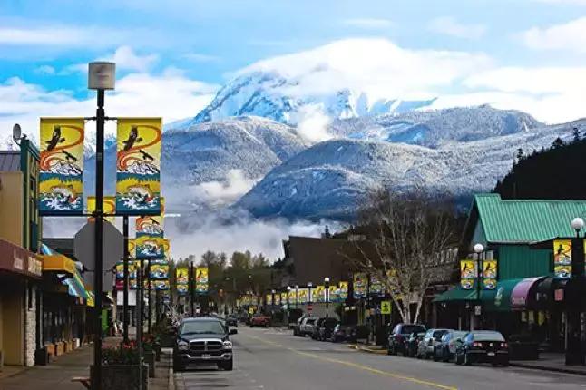 加拿大100万能买什么房,上海一套房在加拿大能买多大