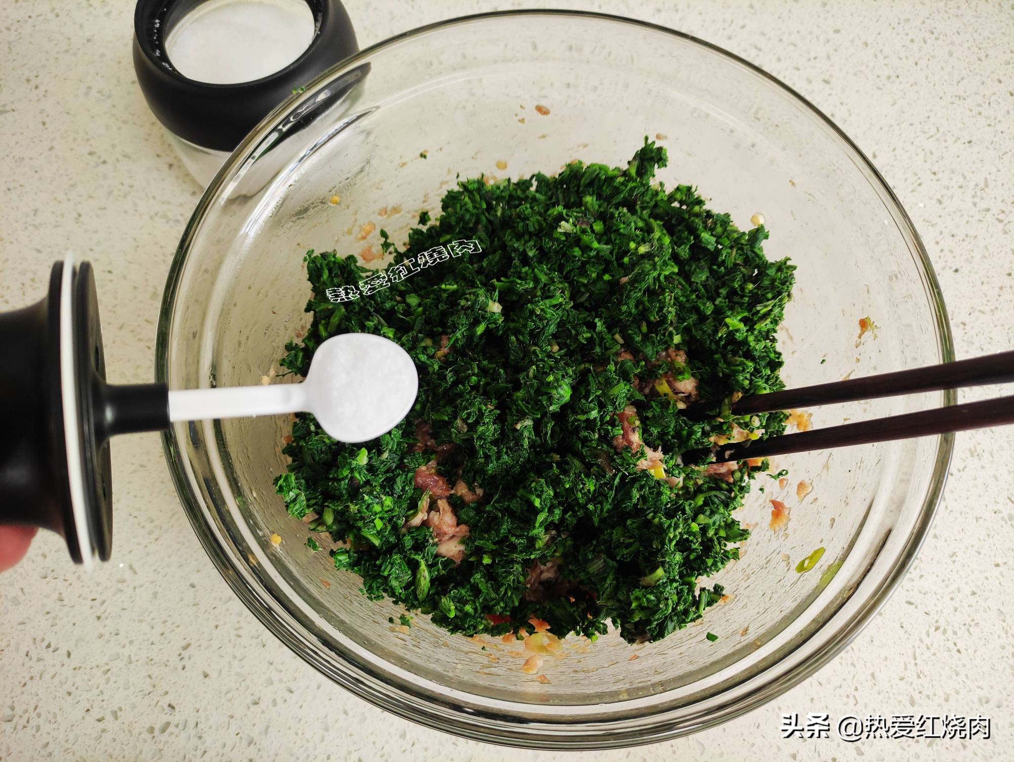 包菜团子怎样才能皮薄馅大,包菜怎么样才包得好