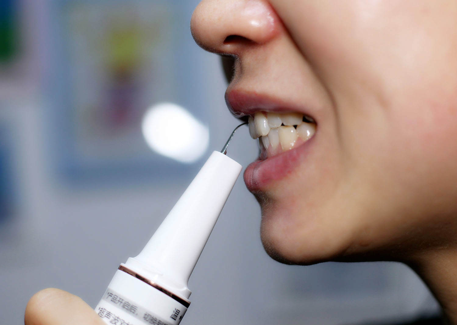 电动牙刷做不到的它可以！素诺智能可视超声波洁牙仪T11Pro测评