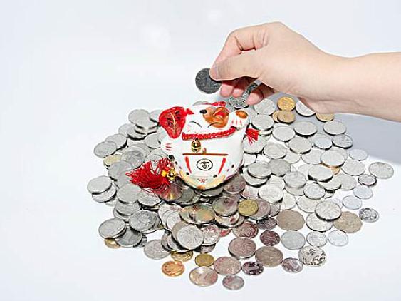 家长不愿意给孩子钱,家长不给孩子交生活费