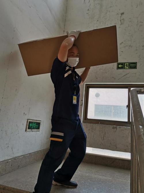 德邦物流搬运工待遇怎么样,德邦物流和顺丰哪个待遇好