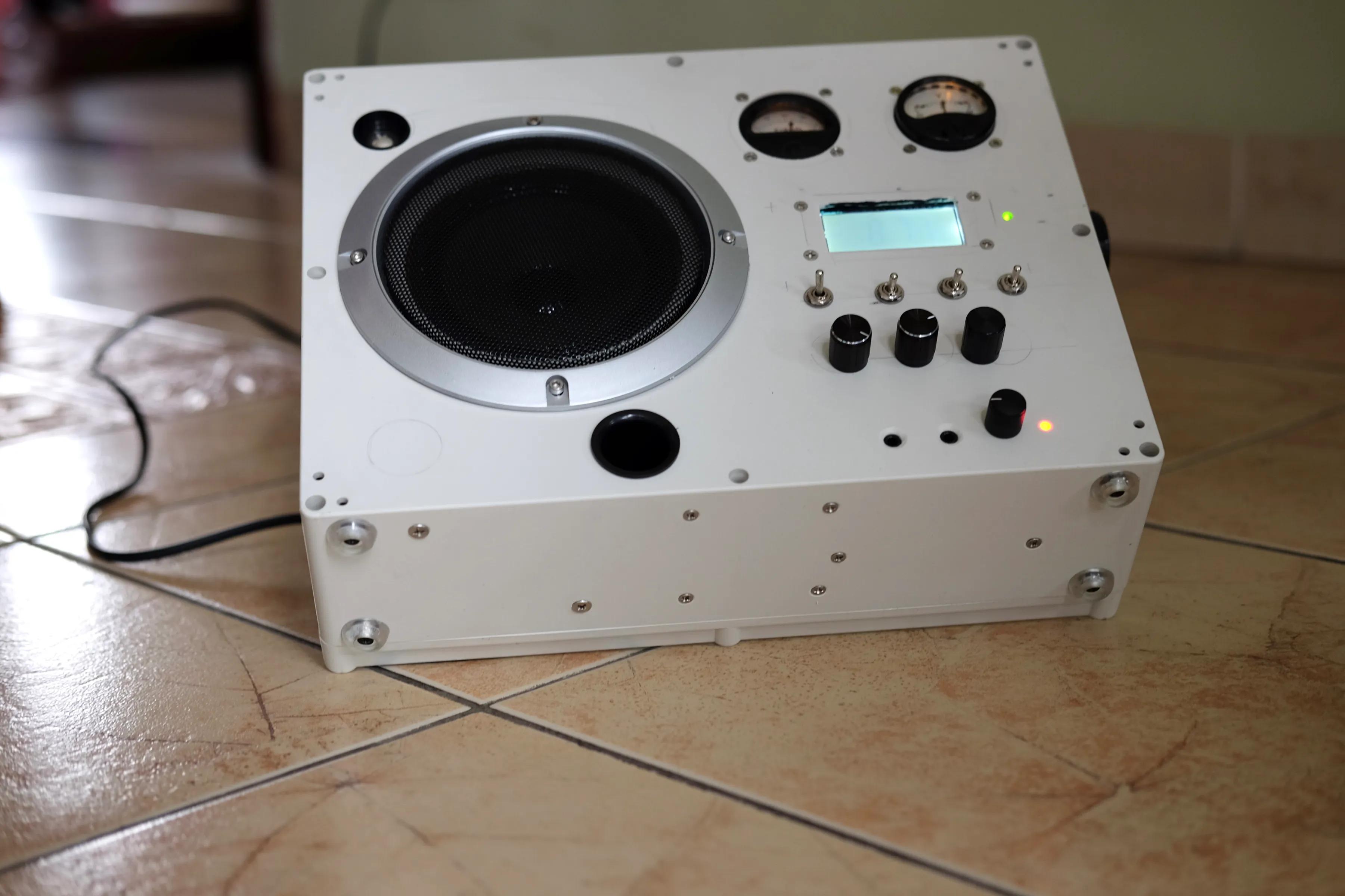 调频收音机的设计与制作,制作一个超级简单的调频收音机