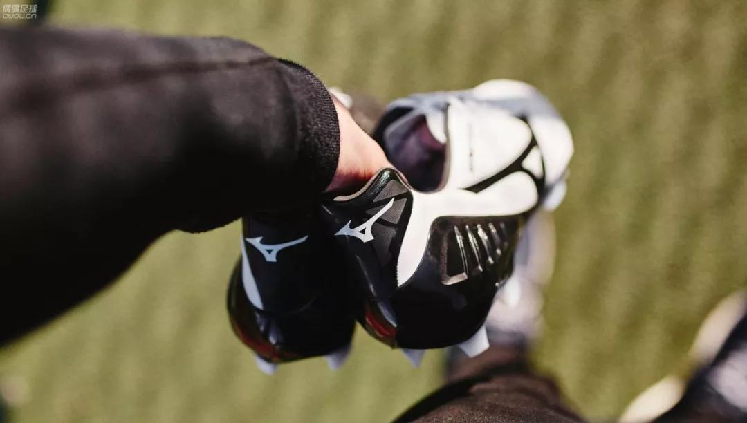 买鞋子尺码小了咋办,买鞋子尺码大小的讲究