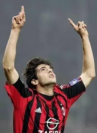 足坛庆祝动作,足坛最经典的庆祝动作