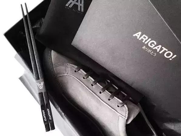 小白鞋什么时候穿好,小白鞋过时了吗