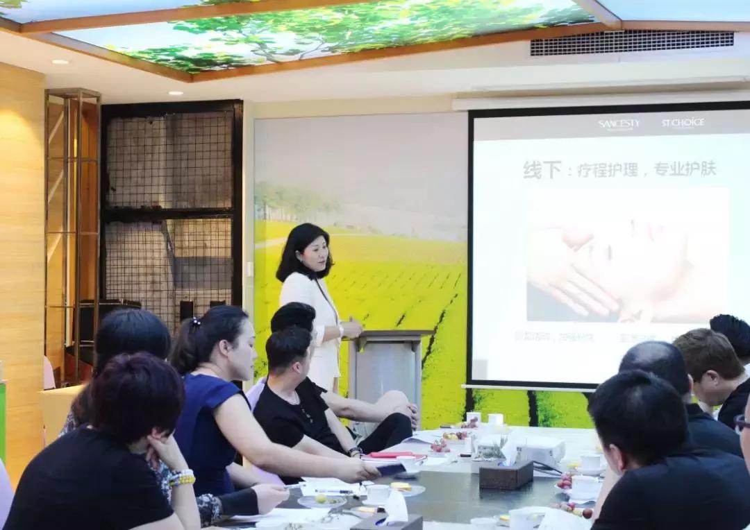 鑱氭ⅵ鍓嶈鑺傜洰,鑱氭ⅵ鍓嶈