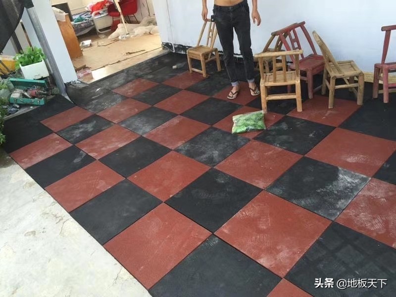 室外滑滑梯橡胶地垫,户外橡胶防滑防水减震地垫