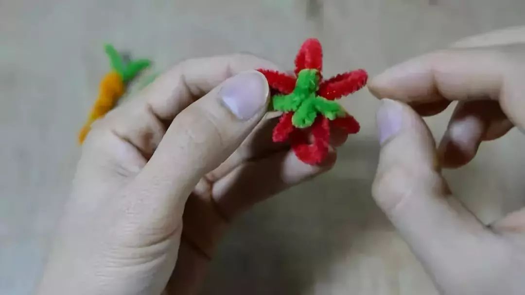 毛根扭扭棒手工制作过程图文,毛根扭扭棒手工制作教程过程图文