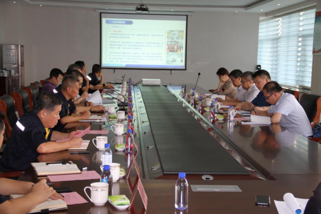 恒天集团副总裁叶茂新一行调研凯马汽车