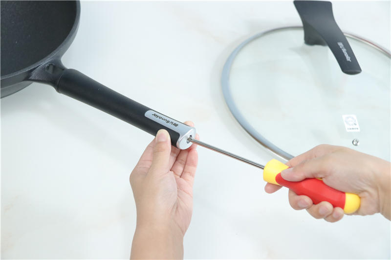 九阳晶钻不粘锅测评,九阳麦饭石不粘锅煎鸡蛋