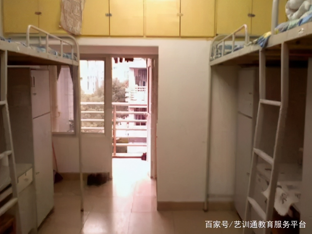 文科大学宿舍条件排名,全国学院宿舍条件排名