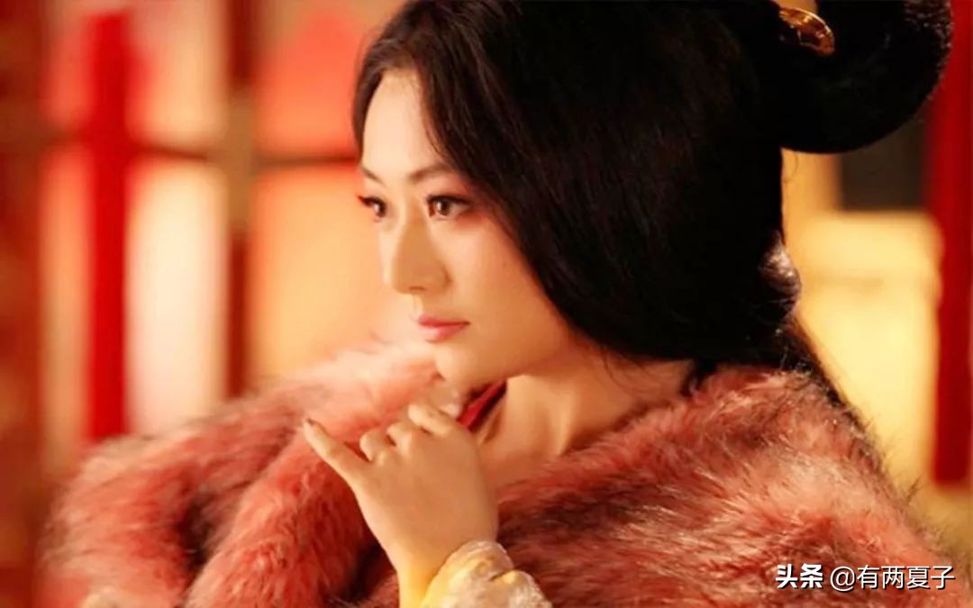 一个女人，真的可以凭美貌“杀三夫一君一子，亡一国两卿”