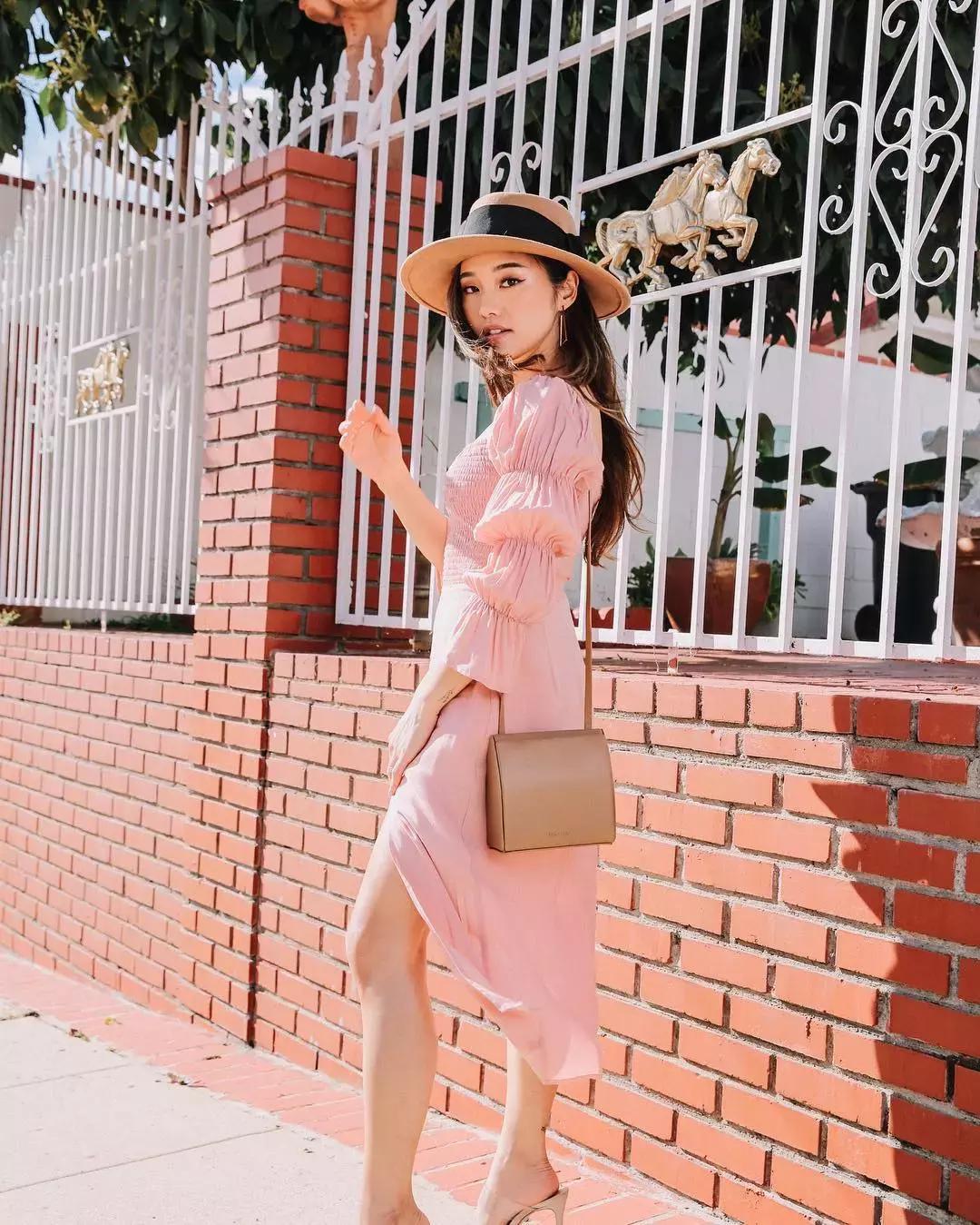 zara今年新款连衣裙哪件是爆款,逛街逛腻了开始逛家纺