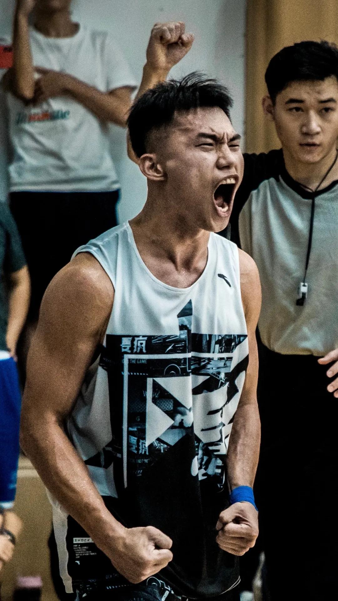 无论是打球还是穿鞋,你都「要疯」一点|KVSN众测