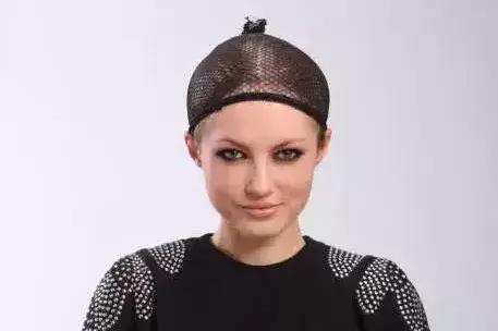 男士佩戴粘贴假发步骤,头顶遮盖白发假发片正确佩戴视频