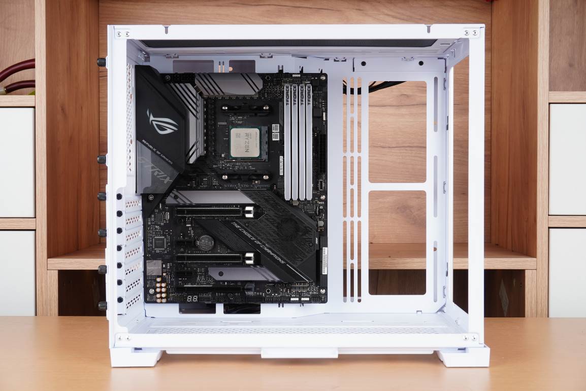 联力包豪斯mini机箱大小,联力包豪斯mini能横装吗