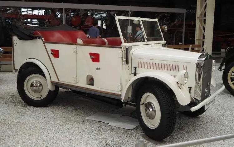 汽车转向后轮有异响,汽车后轮转向对比