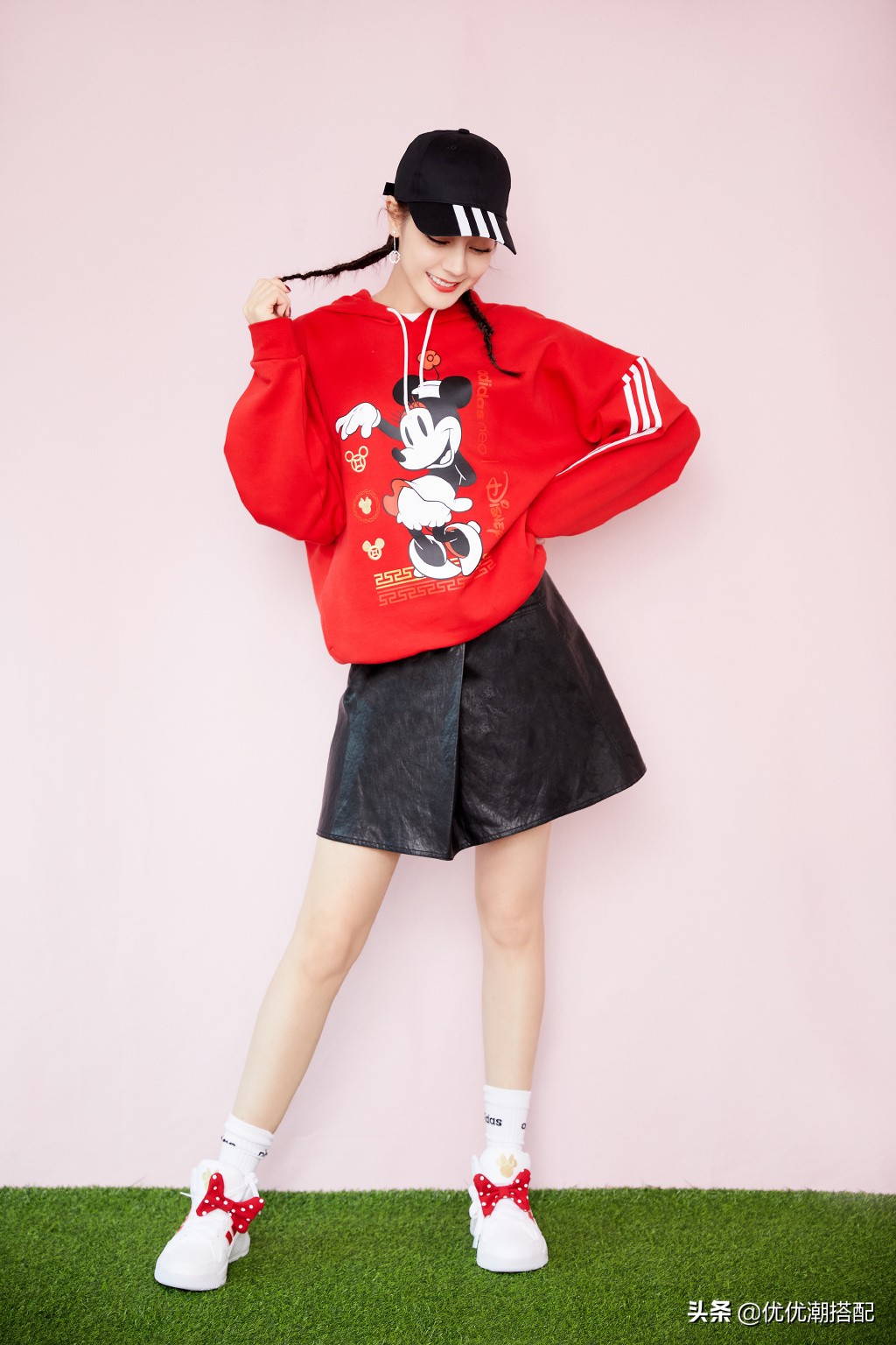 江疏影热巴穿荷叶边衬衫好甜美,杨幂热巴江疏影最新街拍盘点